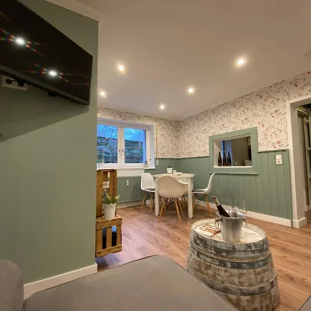 דירה Bed N Riesling *