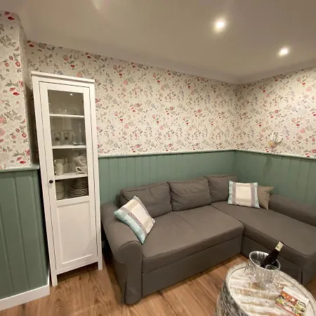 דירה Bed N Riesling