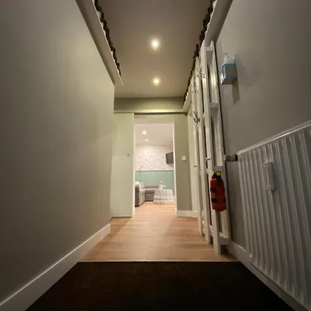 דירה Bed N Riesling *